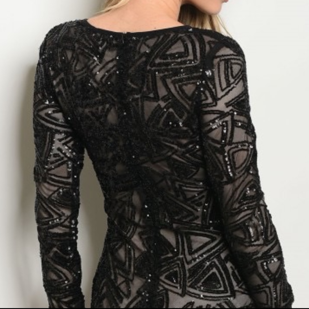Black Sequin w/ Nude lining! - Picture 5 of 8